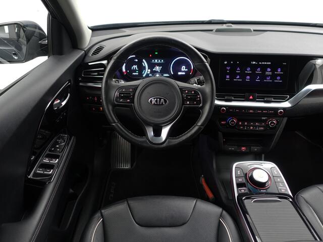 KIA e-Niro ExecutiveLine 64 kWh Aut- Stoelventilatie, Stuur/Stoelverwarming, JBL Audio, Memory, Carplay, Android Auto