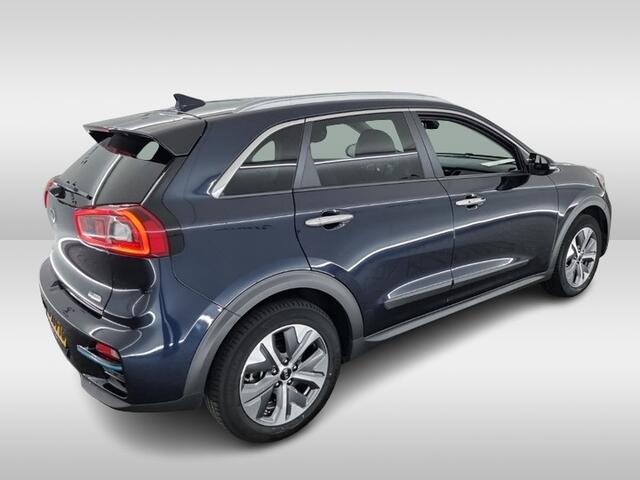 KIA e-Niro ExecutiveLine 64 kWh (204 PK) 1e-Eig. & Dealer-Onderh. BOVAG-Garantie. NL-Auto.