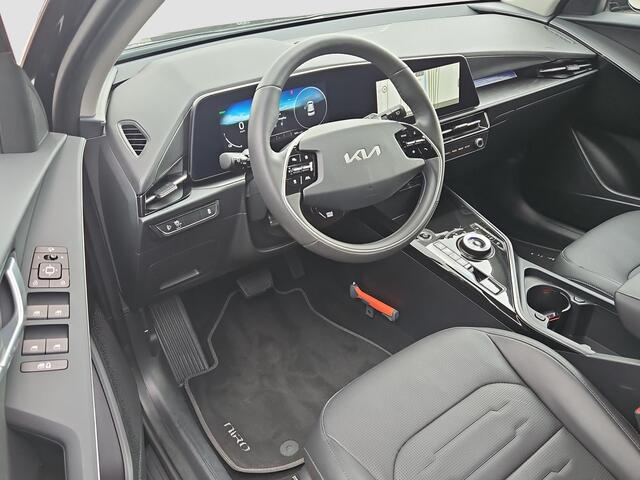 KIA e-Niro EV Edition Advanced 64.8 kWh | Prijs incl. vooraftrek 2000.- inruilpremie | Navigatie | Camera | Cruise|| Lederen bekleding | Stoel- en Stuurverwarming | Dodehoekassistentie |