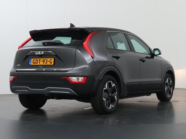 KIA e-Niro EV Light Edition 64.8 kWh | Navigatie | Climate Control | Lm velgen | Parkeersensoren | Parkeercamera |