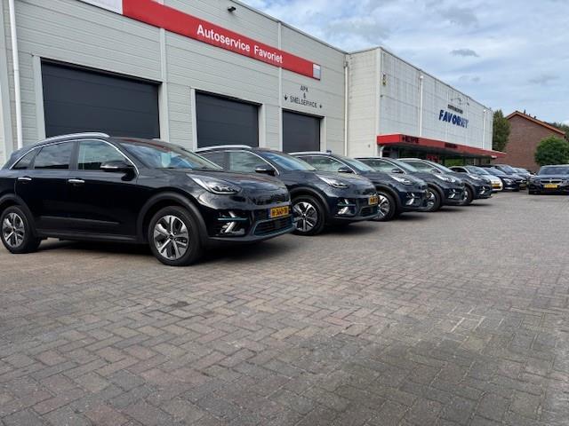 KIA e-Niro DYNAMICPLUSLINE 64KWH 3 FASE LADEN/ODAK/ACARPLAY/NAV/FABRIEKSGARANTIE