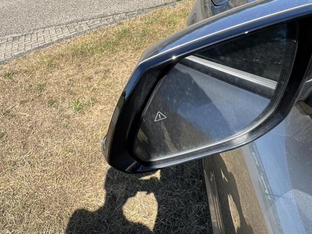 KIA e-Niro EV Edition Advanced 64.8 kWh | All-Season Banden | Elektrische Bestuurdersstoel | Leder | Adaptieve Cruise Control | Enz...