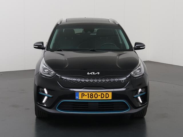 KIA e-Niro DynamicPlusLine 64 kWh | Panoramadak | Stoel/Stuurwielverwarming | Adaptieve Cruise Control | Keyless Go | LED Koplampen |