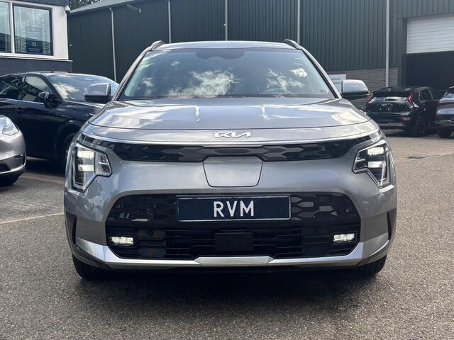 KIA e-Niro EV E-Niro AIR 64kWh VAN:43.990,- VOOR: 34.877,- UW HERSFTVOORDEEL: 9.013,- EURO BETREFT NIEUWE AUTO! | KIA GARANTIE VOLLEDIG | ELECTR BEST. STOEL | DODE HOEK | ETC.