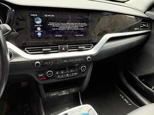 KIA e-Niro ExecutiveLine 64 kWh Navi/Camera/Open Dak/Lederen bekleding/GEEN AFLEVERKOSTEN
