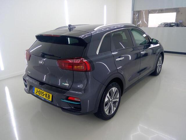 KIA e-Niro EXECUTIVELINE 64 KWH I FASE 3 I ADAPT. CRUISE CONTROL I CAMERA I APPLE CARPLAY