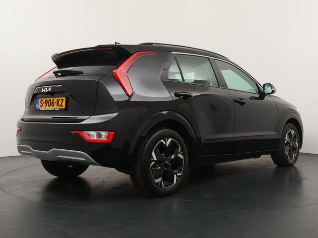 KIA e-Niro EV DynamicLine 64.8 kWh - SOH 98% - Climate control - Adaptive cruise control - Navigatie - Apple Carplay/Android Auto - Fabrieksgarantie t/m 02-2030