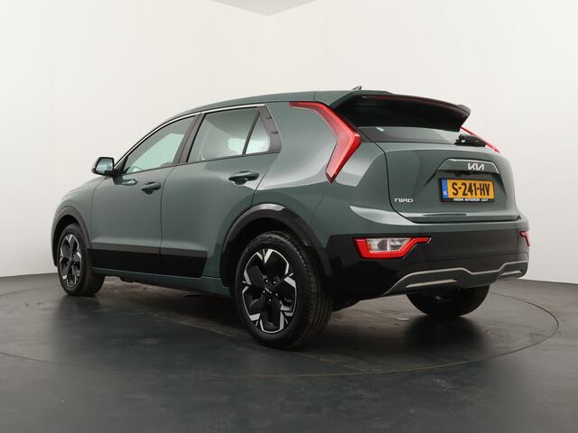 KIA e-Niro EV DynamicLine 64.8 kWh - SOH 98,3% - Navigatie - Apple Carplay/Android Auto - Parkeersensoren voor en achter - Fabrieksgarantie tot 05-2029