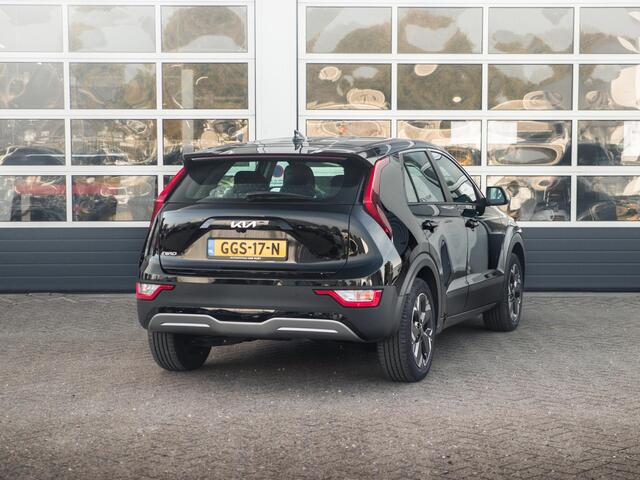KIA e-Niro EV Light Edition 64.8 kWh | Navigatie | Achteruitrijcamera | Airco | Cruise control Adaptieve |