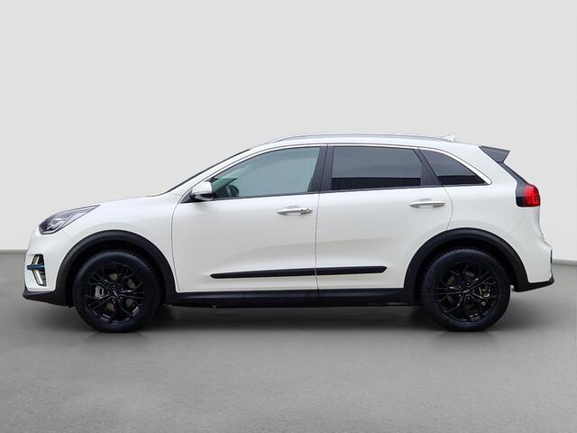 KIA e-Niro ExecutiveLine 64 kWh | 1e Eigenaar | Open Dak | LED | RMC Trekhaak | JBL | Stoelventilatie |