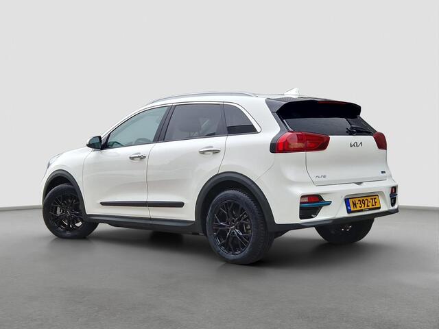 KIA e-Niro ExecutiveLine 64 kWh | 1e Eigenaar | Open Dak | LED | RMC Trekhaak | JBL | Stoelventilatie |