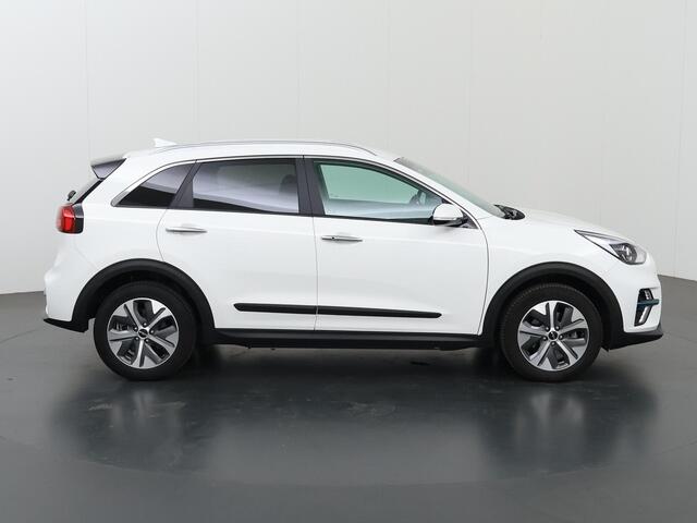 KIA e-Niro Edition 64 kWh | Navigatie | Parkeercamera | Stoelverwarming | Keyless Go |