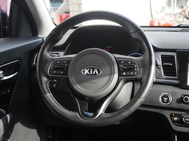 KIA e-Niro ExecutiveLine 64 kWh 1-Fase | Navigatie | Climate Control | Stoel & Stuurverwarming | JBL