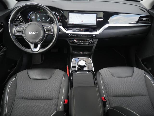 KIA e-Niro DynamicPlusLine 64 kWh | Cruise | Clima | Carplay | Navi | Stoel-stuurverwarming | Schuif-kanteldak |