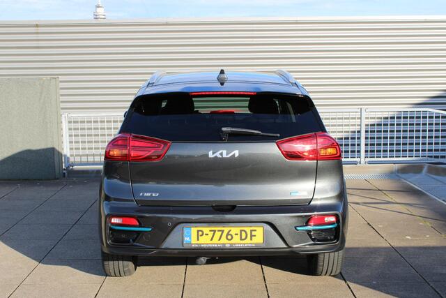 KIA e-Niro ExecutiveLine 64 kWh Leder / Stuur+Stoel Verwarming / Schuifdak / Trekhaak