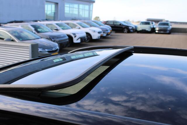 KIA e-Niro ExecutiveLine 64 kWh Leder / Stuur+Stoel Verwarming / Schuifdak / Trekhaak