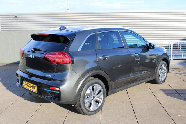 KIA e-Niro ExecutiveLine 64 kWh Leder / Stuur+Stoel Verwarming / Schuifdak / Trekhaak