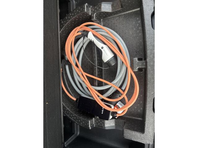 KIA e-Niro Edition 64 kWh 3-fase lader | 1e eigenaar | Origineel Nederlands | Dealeronderhouden | Stoel + stuur verwarming |Rijklaar prijs met garantie!