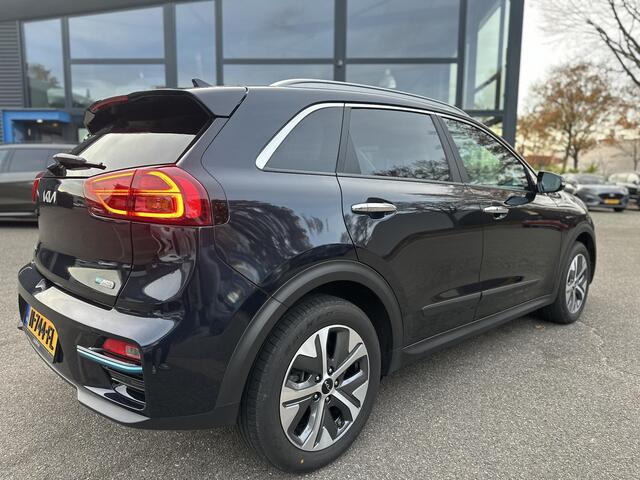 KIA e-Niro Edition 64 kWh 3-fase lader | 1e eigenaar | Origineel Nederlands | Dealeronderhouden | Stoel + stuur verwarming |Rijklaar prijs met garantie!