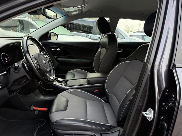 KIA e-Niro DynamicLine 64 kWh 3-Fase, Warmtepomp, Camera, Android/Car Play