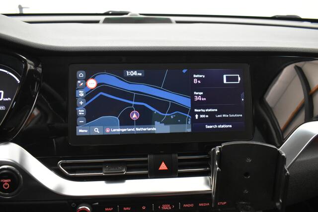 KIA e-Niro DynamicLine 64 kWh 100% SOH Cam Key Less Navi 3-Fase Winterpack