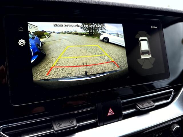 KIA e-Niro ExecutiveLine 64 kWh 3-Fase, Trekhaak, Leer, Camera, Stoel/Stuur Verwarming