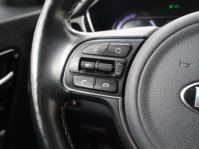 KIA e-Niro ExecutiveLine 64 kWh | SoH 98% | Automaat | Adaptive cruise control | Apple Carplay-Androidauto | Achteruitrijcamera |