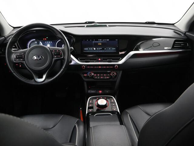 KIA e-Niro DynamicPlusLine 64 kWh | SOH 97% | Panoramadak | Stoel/Stuurwielverwarming | JBL | Adaptieve Cruise Control | Keyless Go | LED Koplampen |