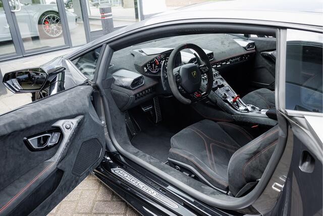 Lamborghini Huracán 5.2 V10 Performante Lift - Lamborghini Historie - Camera