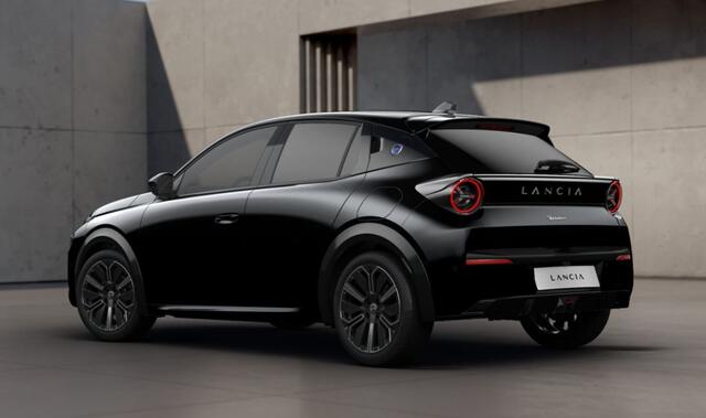 Lancia YPSILON LX 51 kWh 156PK | S.A.L.A. Navigatie | L2 autonoom rijden | Camera | 17 INCH | VOORRAAD / SNEL RIJDEN |