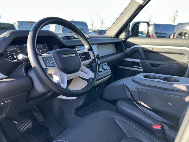 Land Rover DEFENDER 3.0 D250 6-cil. AWD 110 HSE - Commercial | Grijs kenteken - Prijs is excl. BTW | 22" velgen | Elektr. trekhaak tot 3.500kg |