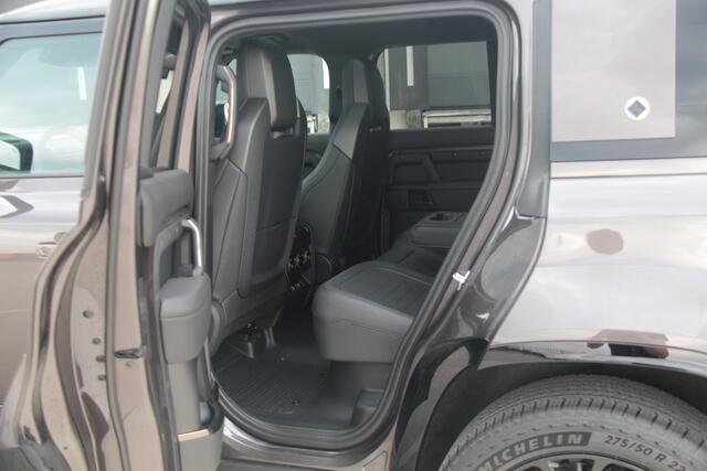 Land Rover DEFENDER 110 P635 OCTA