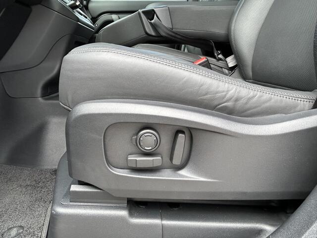 Land Rover DEFENDER 110 P300e 110 X-Dynamic HSE | Matzwarte protective film | Zeer compleet | Elektr. trekhaak tot 3.000kg |