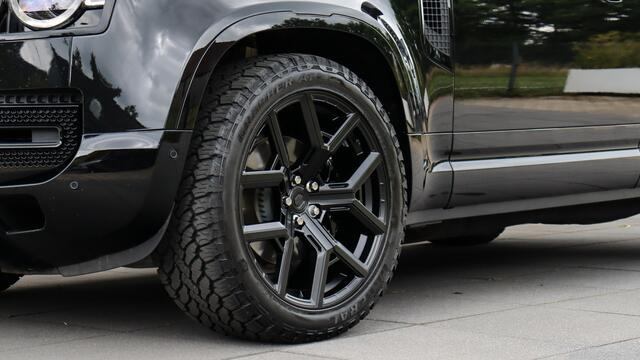 Land Rover DEFENDER 110 P400e 110 X-Dynamic SE | Urban Automotive | Meridian | Panoramadak | Black Exterior Pack