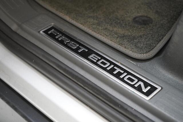 Land Rover DEFENDER 110 3.0 P400 110 First Edition | Panoramadak | Trekhaak | Leder | 360 Camera | Luchtvering