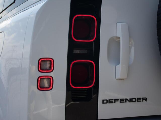 Land Rover DEFENDER 3.0 P400 110 X-Dynamic SE