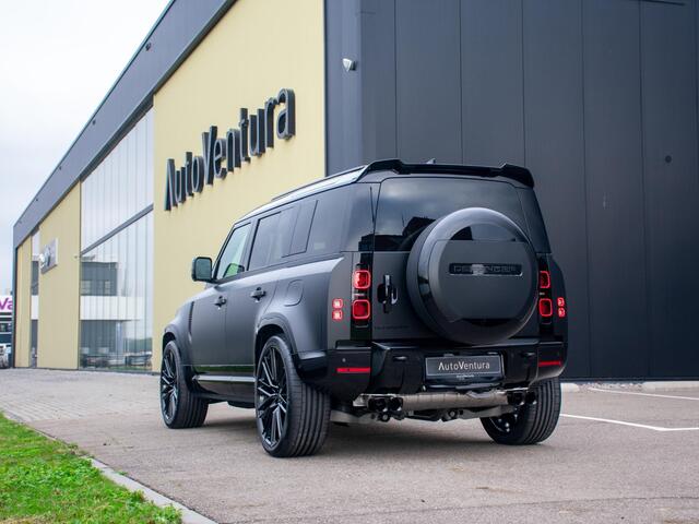 Land Rover DEFENDER 110 2.0 P300e 110 X-Dynamic HSE Trekhaak l Schuif-/kantel Panorama dak l Black Pack l Treeplanken l Spoiler l Wheelcover l 24 Inch l