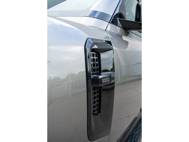 Land Rover DEFENDER 110 2.0 P300e 110 X-Dynamic HSE -6Pers-Urban Pakket-Milltek-Pano-Trekhaak-ACC-