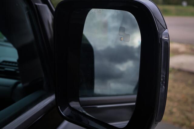 Land Rover DEFENDER 110 P300e 110 X-Dynamic SE ADAPTIVE CRUISE | 360 CAMERA | PANORAMADAK | VOORRUITVERWARMING | MERIDIAN | ELEKTRISCHE STOELEN | STUURVERWARMING |