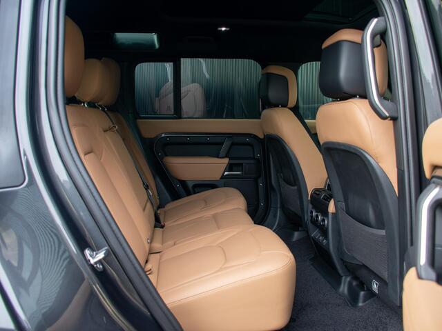 Land Rover DEFENDER 110 2.0 P300e 110 X-Dynamic HSE l NP ¤128.562 l Torque vectoring l Schuif-/kantel Panorama dak l 22 Inch