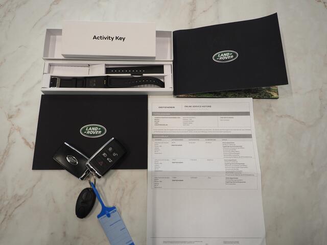 Land Rover DEFENDER 110 2.0 P400e Urban | Panoramadak | Wide Arch | Luchtvering | Meridian | 360 | Sidesteps | Trekhaak