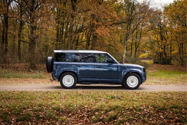 Land Rover DEFENDER 110 2.0 P300e 110 Heritage Customs Nieuwstaat