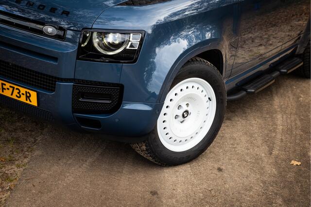 Land Rover DEFENDER 110 2.0 P300e 110 Heritage Customs Nieuwstaat