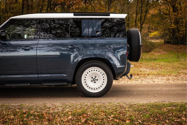 Land Rover DEFENDER 110 2.0 P300e 110 Heritage Customs Nieuwstaat