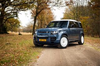 land-rover-defender-110-2.0-p300e-1