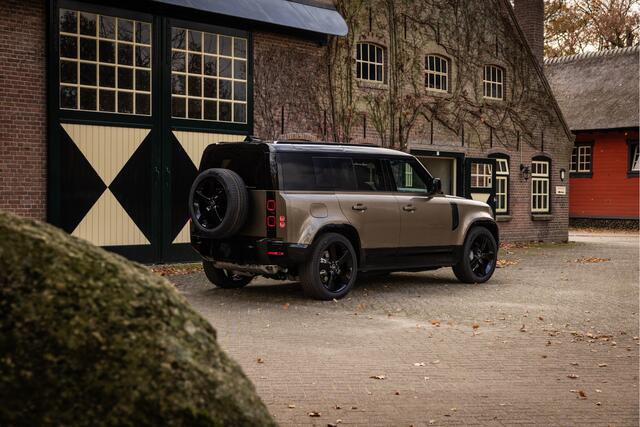 Land Rover DEFENDER 110 2.0 P300e 110 X-Dynamic HSE HUD Meridian Surround