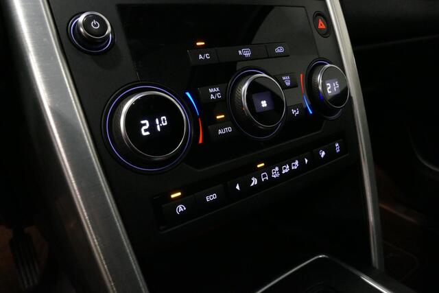 Land Rover DISCOVERY SPORT 2.0 Si4 4WD SE Luxury / Achteruitrijcamera / Elektr. verstelbare voorstoelen / Meridian Surround Sound / Parkeerhulp 360 / Apple Carplay - Andriod Auto / Ambienteverlichting / Cruise Control / Black Optic / Lane Assist / Grootlicht Assistent / PDC / LED K