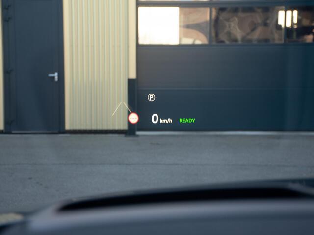 Land Rover DISCOVERY SPORT 1.5 P270e PHEV Dynamic HSE | Trekhaak | Panorama dak | Adapt. Cruise | Head-Up | Verwarmd Stuurwiel | Meridian Surround |