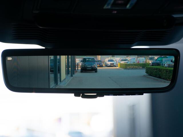 Land Rover DISCOVERY SPORT 1.5 P270e PHEV Dynamic HSE | Trekhaak | Panorama dak | Adapt. Cruise | Head-Up | Verwarmd Stuurwiel | Meridian Surround |