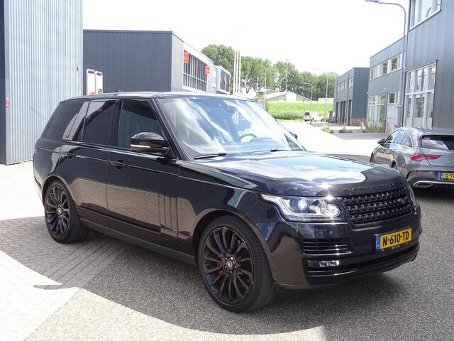 Land Rover RANGE ROVER 4.4 SDV8 Autobiography LUCHTVERING | LEDER INTERIEUR | PANORAMADAK | NAVIGATIE | AIRCO/ECC | CRUISECONTROL | XENON | ACHTERUITRIJCAMERA | STOEL- EN STUURVERWARMING | ELEKTRISCHE STOELEN | VIRTUEEL DISPLAY ?